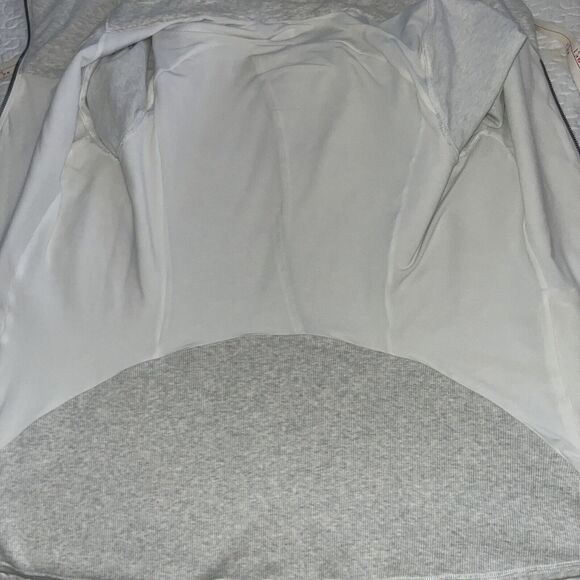 Vintage Lululemon Jacket Size 6 Gray Full Zip Jacket With Back Vent - Picture 10 of 10